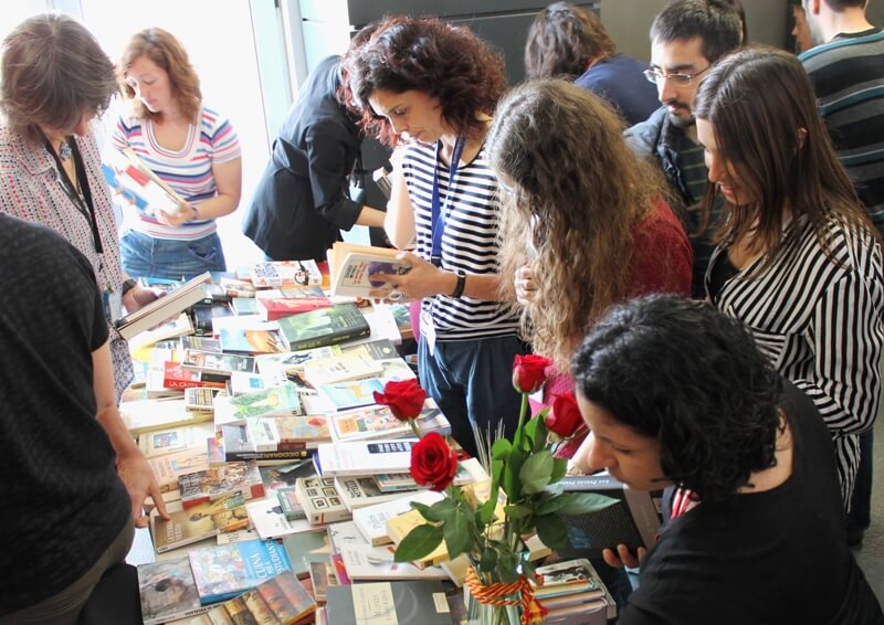 El Parc Científic de Barcelona celebra la Diada de Sant Jordi