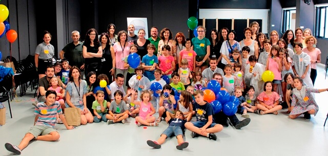 El PCB s’omple de petits científics a la segona edició del Kids Day