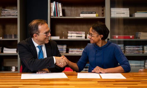 El IBEC firma un acuerdo con el ICMS de la Eindhoven University of Technology