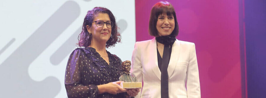 IBEC researcher Zaida Álvarez wins the ‘Muy Nanotecnología’ award
